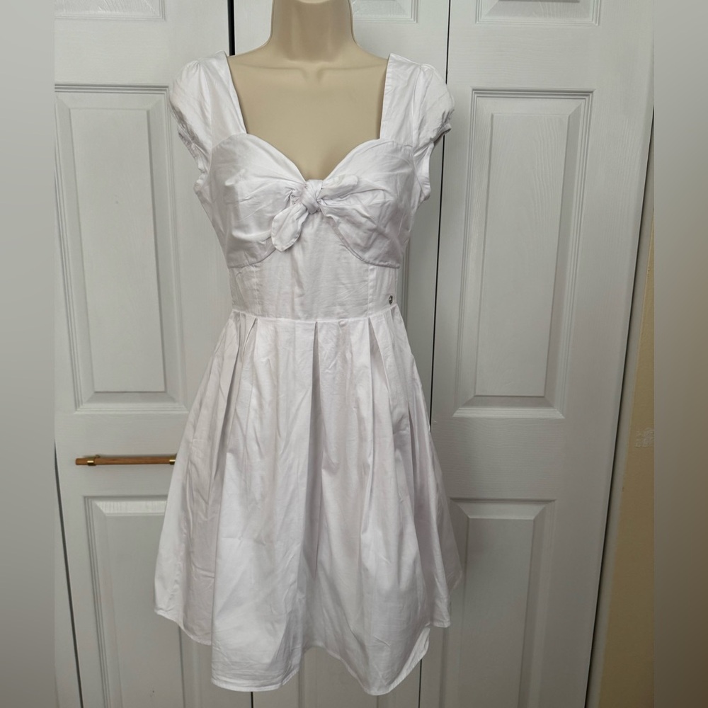 Guess Karida Cap-Sleeve Flared Dress - Picture 8 of 15